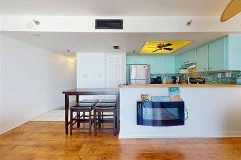 Condominio en venta en New Smyrna Beach, Florida, 1 dormitorio, 64.1 m2 № 1791699 - foto 28