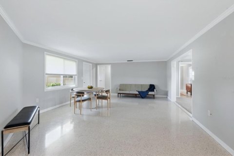 Villa ou maison à vendre à Englewood, Floride: 2 chambres, 151.24 m2 № 2420553 - photo 5