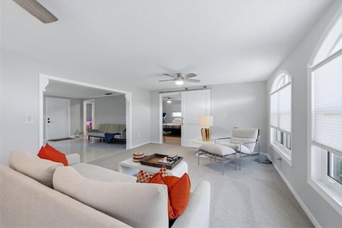 Villa ou maison à vendre à Englewood, Floride: 2 chambres, 151.24 m2 № 2420553 - photo 16