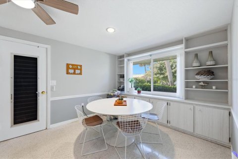 Villa ou maison à vendre à Englewood, Floride: 2 chambres, 151.24 m2 № 2420553 - photo 7