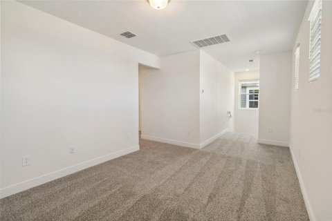 Adosado en venta en Minneola, Florida, 4 dormitorios, 190.82 m2 № 1761445 - foto 13