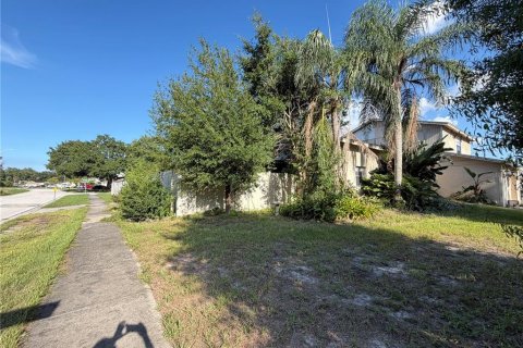 Villa ou maison à vendre à Tampa, Floride: 4 chambres, 234.11 m2 № 2230715 - photo 16