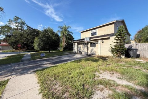Villa ou maison à vendre à Tampa, Floride: 4 chambres, 234.11 m2 № 2230715 - photo 15