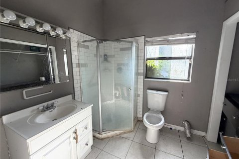 Villa ou maison à vendre à Tampa, Floride: 4 chambres, 234.11 m2 № 2230715 - photo 6