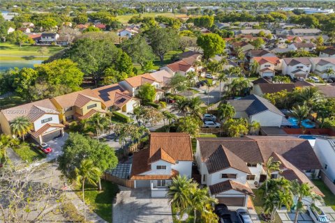 Купить виллу или дом в Майами, Флорида 3 спальни, 159.05м2, № 2068269 - фото 29