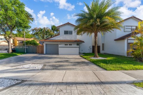 Дом в Майами, Флорида 3 спальни, 159.05м2 № 2068269