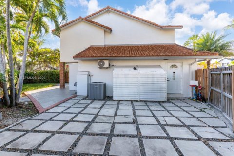 Купить виллу или дом в Майами, Флорида 3 спальни, 159.05м2, № 2068269 - фото 27