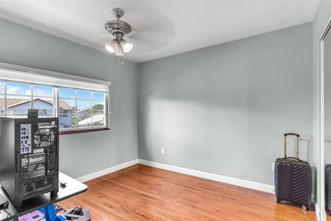 Купить виллу или дом в Майами, Флорида 3 спальни, 159.05м2, № 2068269 - фото 13