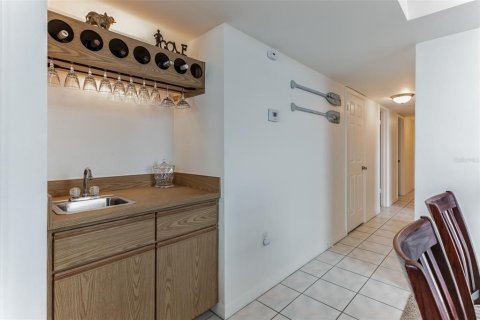 Condo in Ormond Beach, Florida, 2 bedrooms  № 1749354 - photo 13