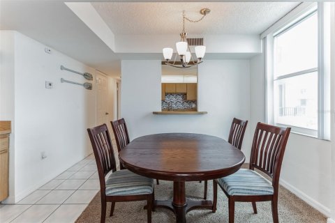 Condo in Ormond Beach, Florida, 2 bedrooms  № 1749354 - photo 8