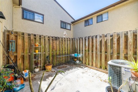 Condo in Clearwater, Florida, 2 bedrooms  № 1588580 - photo 21