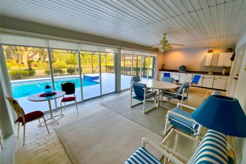 House in Silver Springs Shores, Florida 4 bedrooms, 256.69 sq.m. № 1256224 - photo 24