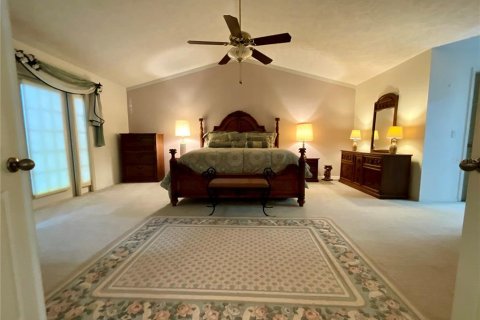 House in Silver Springs Shores, Florida 4 bedrooms, 256.69 sq.m. № 1256224 - photo 13