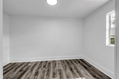 Villa ou maison à vendre à Tampa, Floride: 2 chambres, 81.94 m2 № 2436742 - photo 21