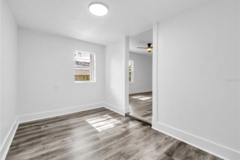 Villa ou maison à vendre à Tampa, Floride: 2 chambres, 81.94 m2 № 2436742 - photo 20