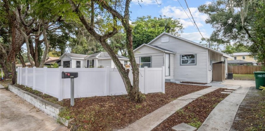 Villa ou maison à Tampa, Floride 2 chambres, 81.94 m2 № 2436742