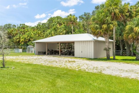 Commercial property in Okeechobee, Florida № 1694624 - photo 22