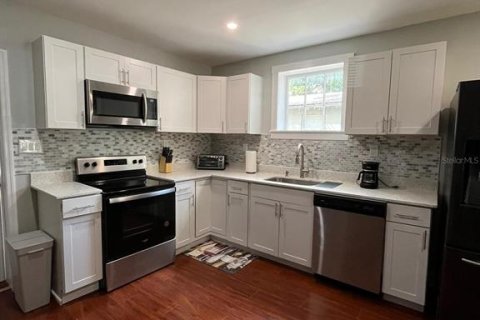 Immobilier commercial à vendre à Orlando, Floride: 5 chambres, 167.13 m2 № 1916100 - photo 8