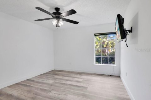 Villa ou maison à vendre à Winter Garden, Floride: 3 chambres, 141.4 m2 № 2400139 - photo 18