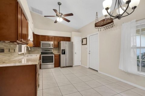 Villa ou maison à vendre à Winter Garden, Floride: 3 chambres, 141.4 m2 № 2400139 - photo 7