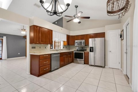 Villa ou maison à vendre à Winter Garden, Floride: 3 chambres, 141.4 m2 № 2400139 - photo 8