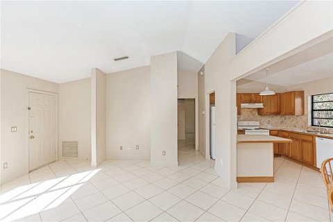 Купить виллу или дом в Делтона, Флорида 5 комнат, 106.47м2, № 1561290 - фото 4