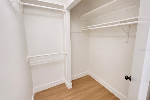 Villa ou maison à vendre à Belle Isle, Floride: 4 chambres, 156.08 m2 № 2316549 - photo 25