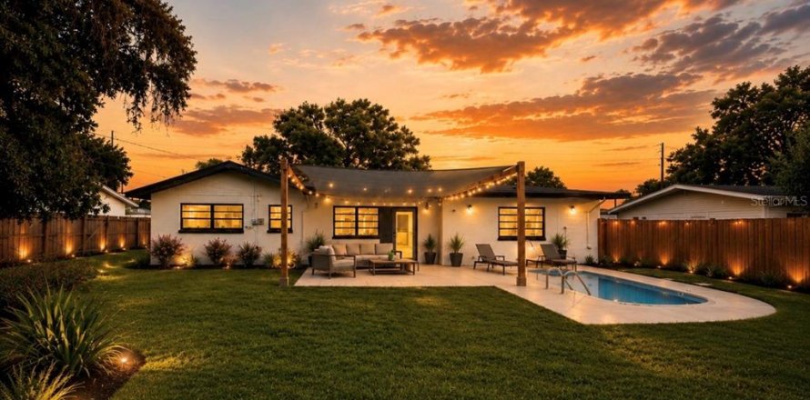 Villa ou maison à Belle Isle, Floride 4 chambres, 156.08 m2 № 2316549