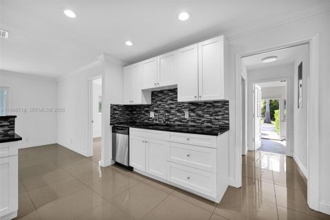 Condominio en venta en Pompano Beach, Florida, 3 dormitorios, 204.38 m2 № 2028874 - foto 15