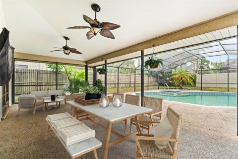House in Orlando, Florida 4 bedrooms, 210.05 sq.m. № 1871257 - photo 3