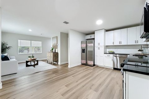 Casa en venta en Eustis, Florida, 3 dormitorios, 189.15 m2 № 1919909 - foto 14