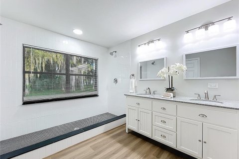 Casa en venta en Eustis, Florida, 3 dormitorios, 189.15 m2 № 1919909 - foto 28