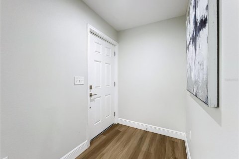 Casa en venta en Eustis, Florida, 3 dormitorios, 189.15 m2 № 1919909 - foto 7