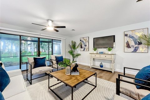 Casa en venta en Eustis, Florida, 3 dormitorios, 189.15 m2 № 1919909 - foto 20