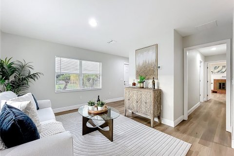 Casa en venta en Eustis, Florida, 3 dormitorios, 189.15 m2 № 1919909 - foto 10
