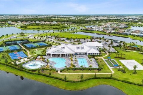 Villa ou maison à louer à Bradenton, Floride: 6 chambres, 271.09 m2 № 2386271 - photo 14