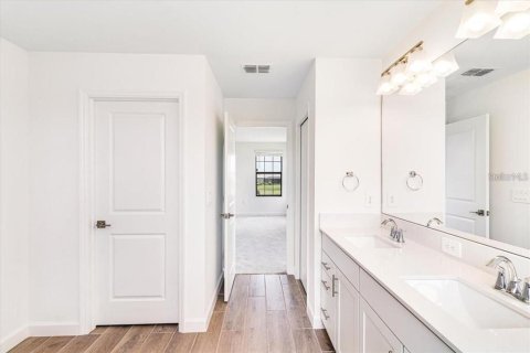 Villa ou maison à louer à Bradenton, Floride: 6 chambres, 271.09 m2 № 2386271 - photo 21
