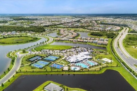 Villa ou maison à louer à Bradenton, Floride: 6 chambres, 271.09 m2 № 2386271 - photo 5