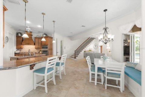 House in Port Charlotte, Florida 4 bedrooms, 330.55 sq.m. № 1549815 - photo 20