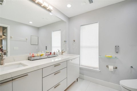 Villa ou maison à vendre à Kissimmee, Floride: 4 chambres, 164.44 m2 № 2402931 - photo 30