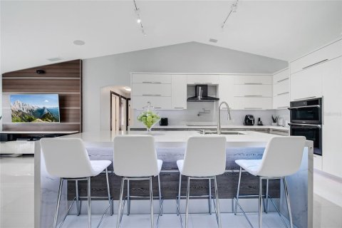 Villa ou maison à vendre à Kissimmee, Floride: 4 chambres, 164.44 m2 № 2402931 - photo 13