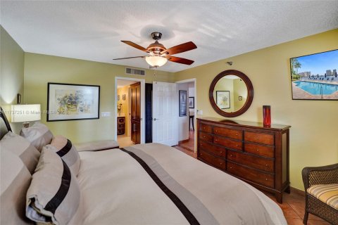 Copropriété à vendre à Sunny Isles Beach, Floride: 2 chambres, 120.77 m2 № 1962941 - photo 28