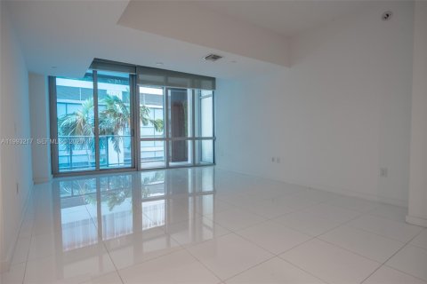 Condominio en venta en Miami, Florida, 61.5 m2 № 2055797 - foto 13