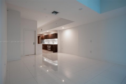 Condominio en venta en Miami, Florida, 61.5 m2 № 2055797 - foto 14