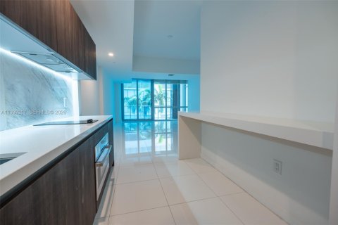 Condominio en venta en Miami, Florida, 61.5 m2 № 2055797 - foto 8