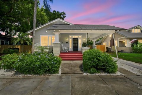 Villa ou maison à Tampa, Floride 3 chambres, 178.93 m2 № 2316624