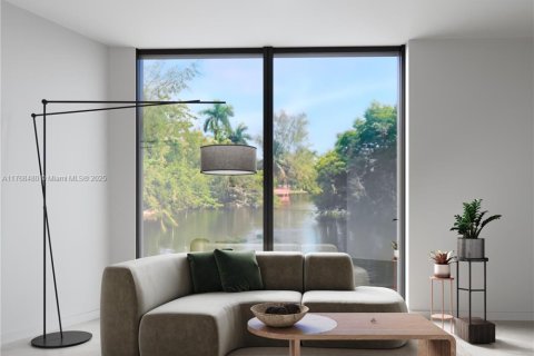 Condo in Miami, Florida, 2 bedrooms  № 1693395 - photo 14