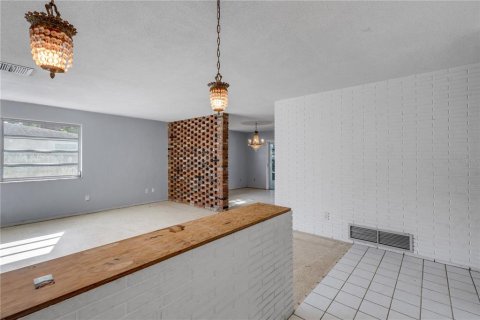 Casa en venta en South Daytona, Florida, 4 dormitorios, 188.96 m2 № 1870284 - foto 7