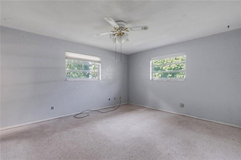 Casa en venta en South Daytona, Florida, 4 dormitorios, 188.96 m2 № 1870284 - foto 25