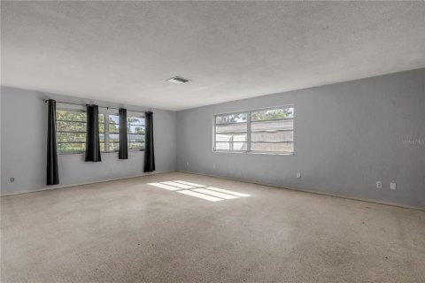 Casa en venta en South Daytona, Florida, 4 dormitorios, 188.96 m2 № 1870284 - foto 9